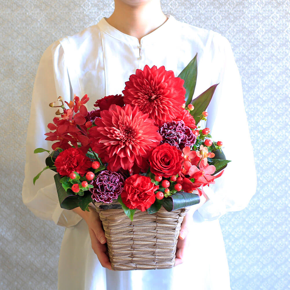 【敬老の日】フラワーアレンジメント/花ギフト・プレゼント｜イイハナ・ドットコム（花ギフトの専門店）｜敬老の日 アレンジメント「anniversary flower〜ルビー〜」｜出荷実績400万件以上、13時までのご注文は最短翌日お届け(一部商品は除きます）。インターネットで24時間受付中。千趣会（ベルメゾン）のお花屋さん e87.com